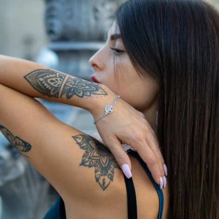 SERASAR Lebensbaum Armband Damen, verstellbar, 316L Chirurgenstahl, Hochglanz, 18 Karat Gold, wasserfest, perfekt für Geschenke – Bild 3