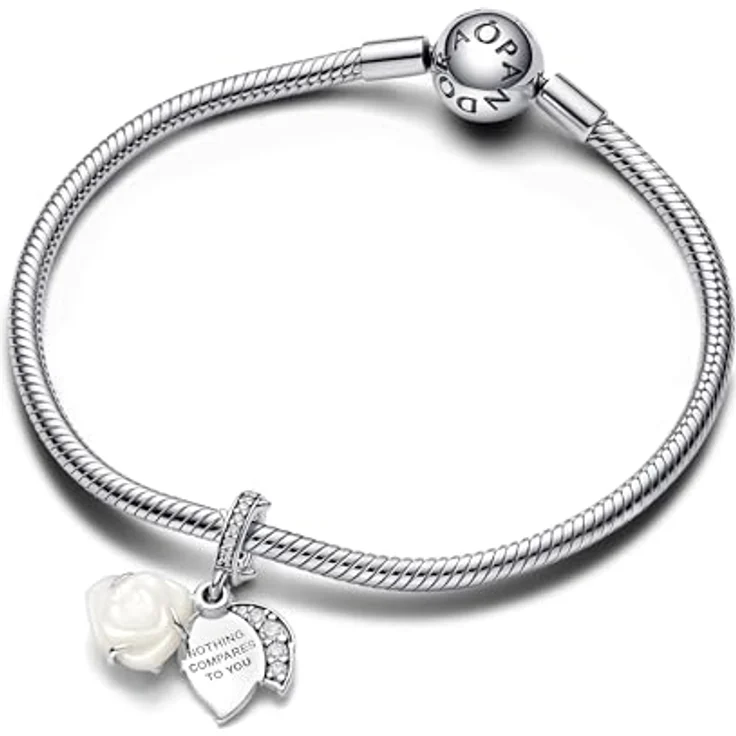 PANDORA Moments Weiße Blühende Rose Doppelter Charm-Anhänger aus Sterling Silber mit Zirkonia, Kompatibel mit Moments Armbändern, eingravierte Botschaft „NOTHING COMPARES TO YOU“ – Bild 4