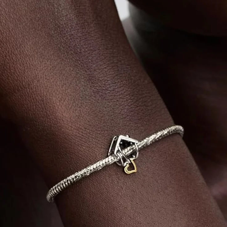 PANDORA Moments Haus & Herz Charm, Sterling-Silber mit 14K Vergoldung, offen gearbeitet, kompatibel mit Moments Kollektion, Gravur: „With you, I’m home“ – Bild 4
