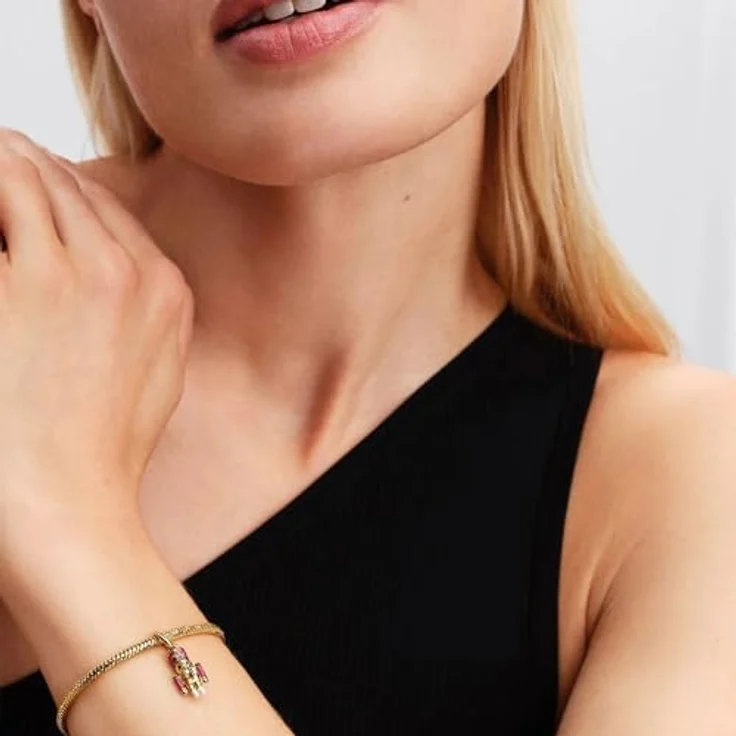 PANDORA Moments Beweglicher Nussknacker Charm-Anhänger, 14K vergoldete Metalllegierung mit Zirkonia, Weihnachtsmotiv, kompatibel mit ME und Moments, 763583C01 – Bild 5