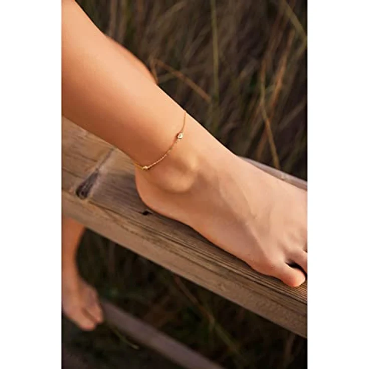 Amor Fußkette Golden Anklet, filigrane Fußkette mit 3 Herzen aus 375 Gold, verstellbar von 23 bis 25 cm – Bild 4