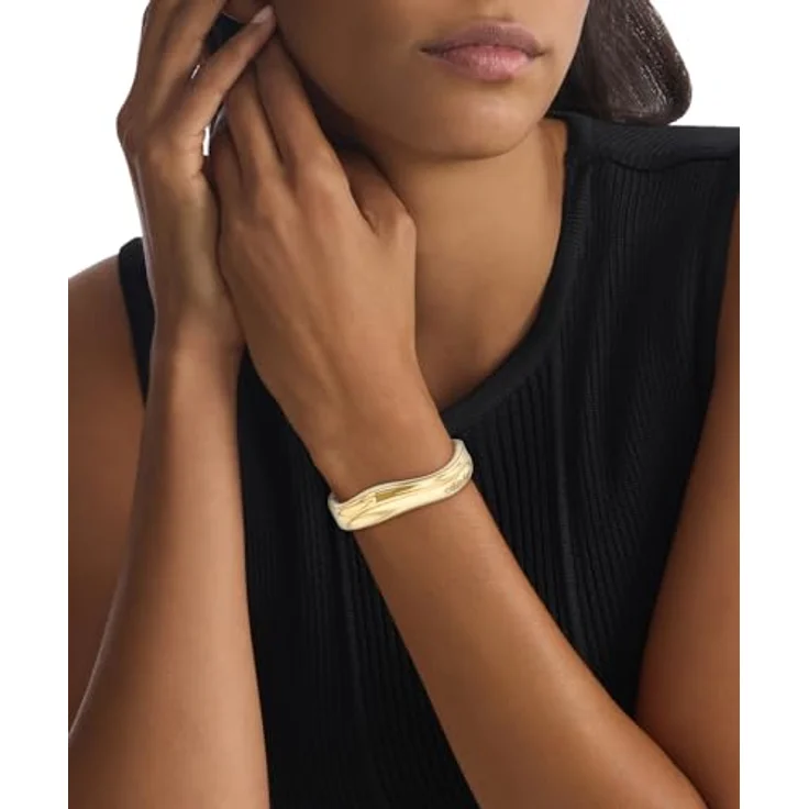 Calvin Klein ELEMENTAL Armreif für Damen, Gelbgold, skulpturales Design aus Edelstahl mit goldfarbener Ionenplattierung, 17,5 cm Umfang, integrierter Scharniermechanismus – Bild 3
