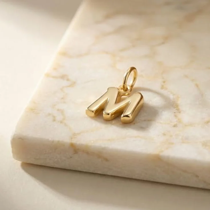 Amor Motivanhänger "M", Unisex Anhänger aus 375 Gold, 1,3 cm, in Geschenkbox – Bild 5
