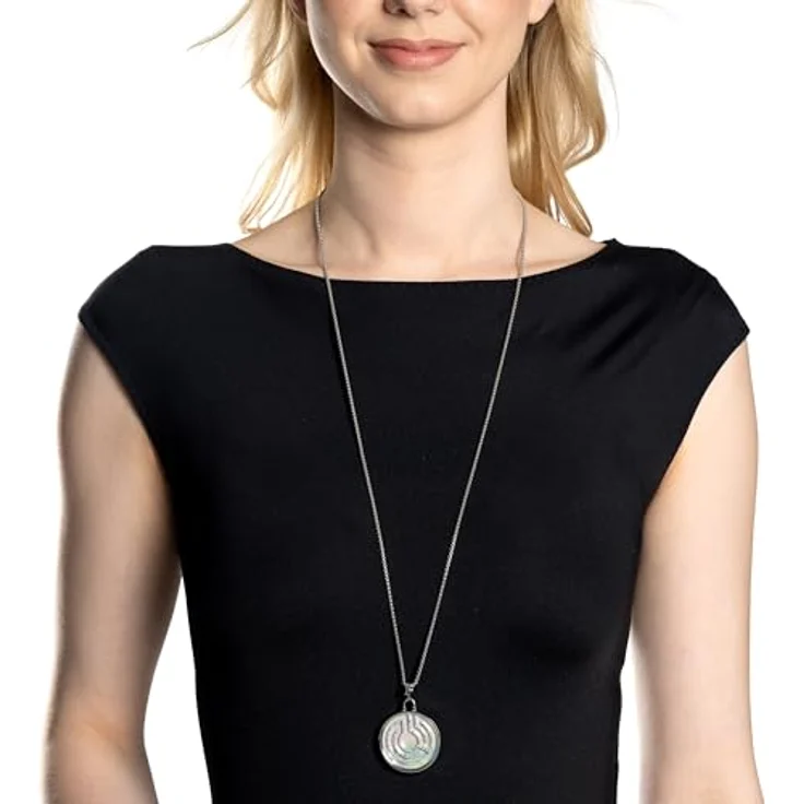 JEWELS BY LEONARDO Halskette Joy, lange Kette aus silberfarbenem Edelstahl mit Labyrinth-Anhänger, Zirkonia Steinchen, weißen Imitationsperlen, Perlmutt und Glas, 80-85 cm Länge – Bild 3
