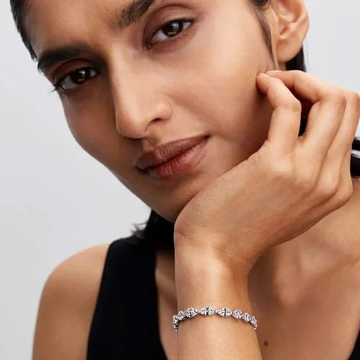 PANDORA Timeless Schleife Kettenarmband aus Sterling-Silber mit Zirkonia, Größe: 18cm, handgefertigt – Bild 4