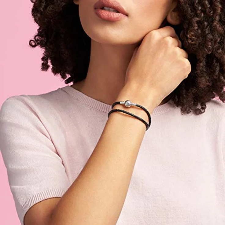 PANDORA Moments Doppeltes Schwarz Lederarmband mit geprägtem Kugelverschluss aus Sterling-Silber, Größe: 38cm, vielseitig kombinierbar – Bild 3