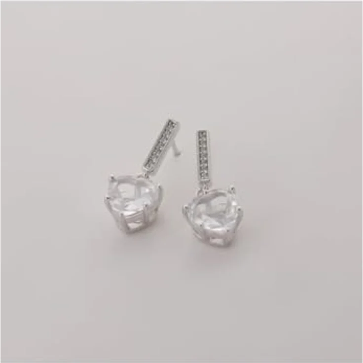 JETTE Damen-Ohrstecker 925er Silber, rhodiniert mit recyceltem Zirkonia, herzförmig, One Size – Bild 2