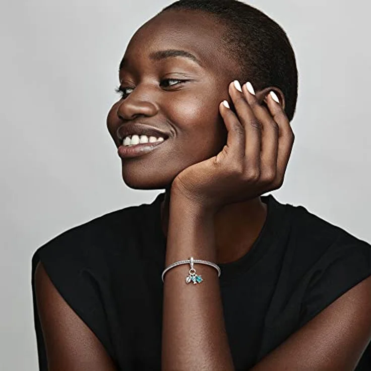 PANDORA Moments Dreifacher Charm-Anhänger, Fisch, Meeresschildkröte & Muschel aus Sterling-Silber mit türkisfarbenen Emaille-Details und Murano-Glas, kompatibel mit Moments Armbändern – Bild 2