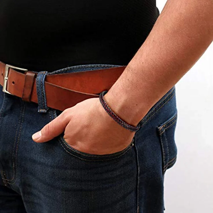 Casisto.J Herren Lederarmband, geflochten aus echtem Leder in Schwarz oder Braun, Edelstahlverschluss mit Gravur, magnetisch – Bild 4