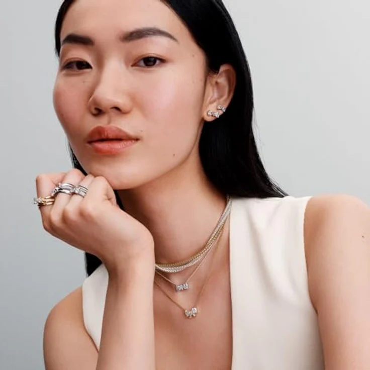 PANDORA Timeless Funkelnde Schleife Halskette aus Sterling Silber mit Zirkonia, 45 cm verstellbar – Bild 5