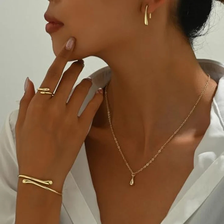 ALMLWIAJ Gold Schmuck Set für Damen, 4-teilig mit Tropfen-Motiv, Kette, Ohrringe, Ring und Armband in eleganter Geschenkbox – Bild 3