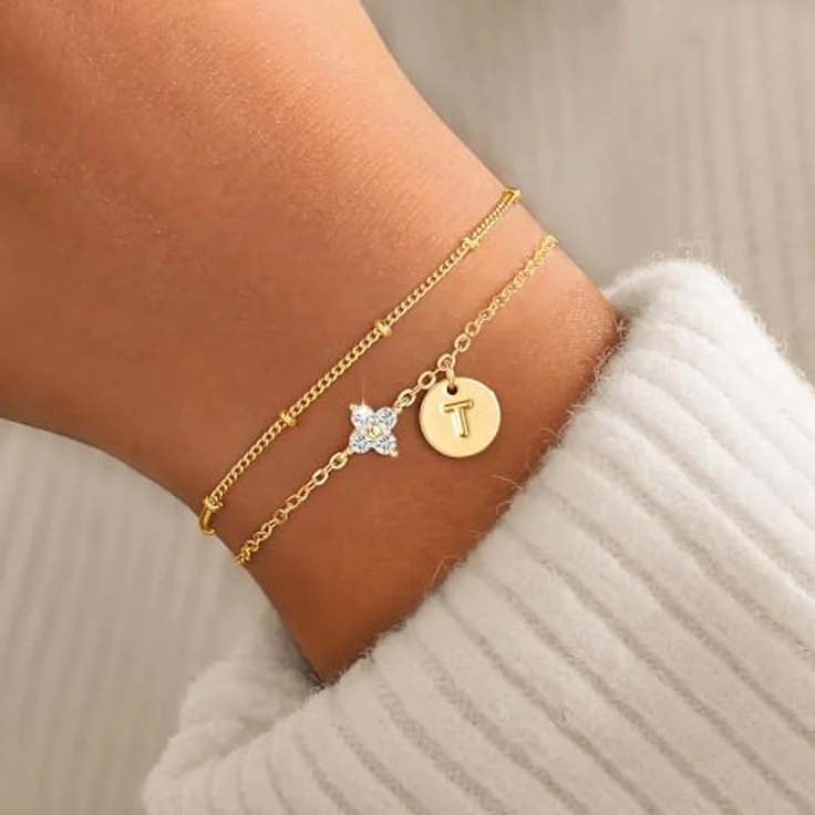 TINGN Gold Buchstaben Armband Damen, 14 Karat vergoldetes Initialenarmband mit Cubic Zirkonia und vierblättrigem Kleeblatt, 6" + 2" Verlängerungskette, personalisiertes Geschenk für Frauen und Mädchen – Bild 2