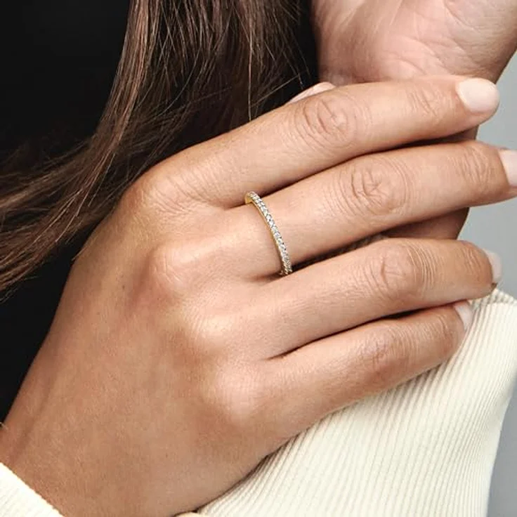 PANDORA Timeless Funkelnder Band-Ring aus Sterling Silber mit vergoldeter Metalllegierung und Cubic Zirkoniasteinen, Größe: 58, 162999C01-58 – Bild 4