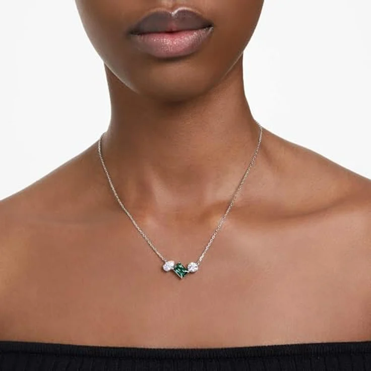Swarovski Mesmera Anhänger, Rhodinierte Damenhalskette mit Hypnotischem Grünem Swarovski Zirkonia Trio – Bild 5