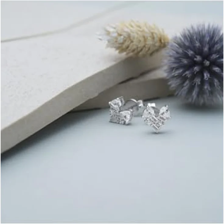 JETTE Damen-Ohrstecker 925er Silber, rhodiniert, recycelte Zirkonia, Herzdesign, One Size, 0,9 cm – Bild 2