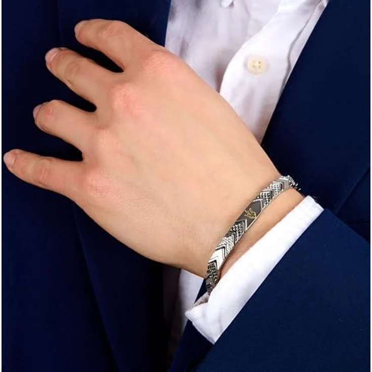 Maserati Herrenarmband ICONIC Kollektion, aus Stahl mit Fischgrätmuster, 18+3,5 cm, Clipverschluss, mit 2 Jahren Garantie – Bild 5
