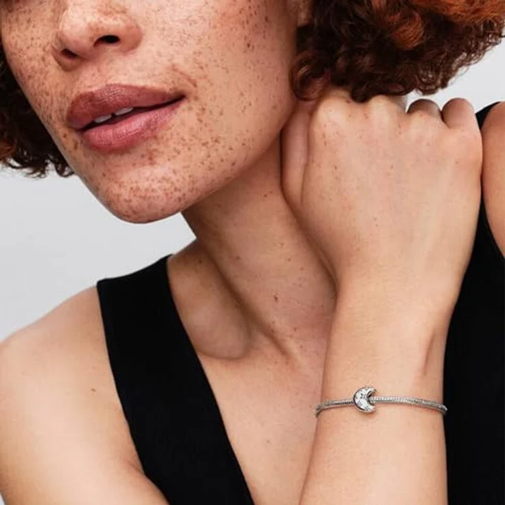PANDORA Moments Mondsichel Charm, Sterling-Silber mit Zirkonia und Gravur „THE SKY IS THE LIMIT“, kompatibel mit Moments, 794254C01 – Bild 5