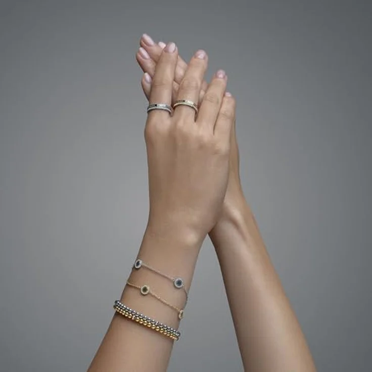 Tommy Hilfiger Jewelry Damen-Armband aus Edelstahl mit gelbvergoldeten Metallperlen und ikonischen Streifen, Innenumfang 165 mm, flexibler Stretchverschluss – Bild 4