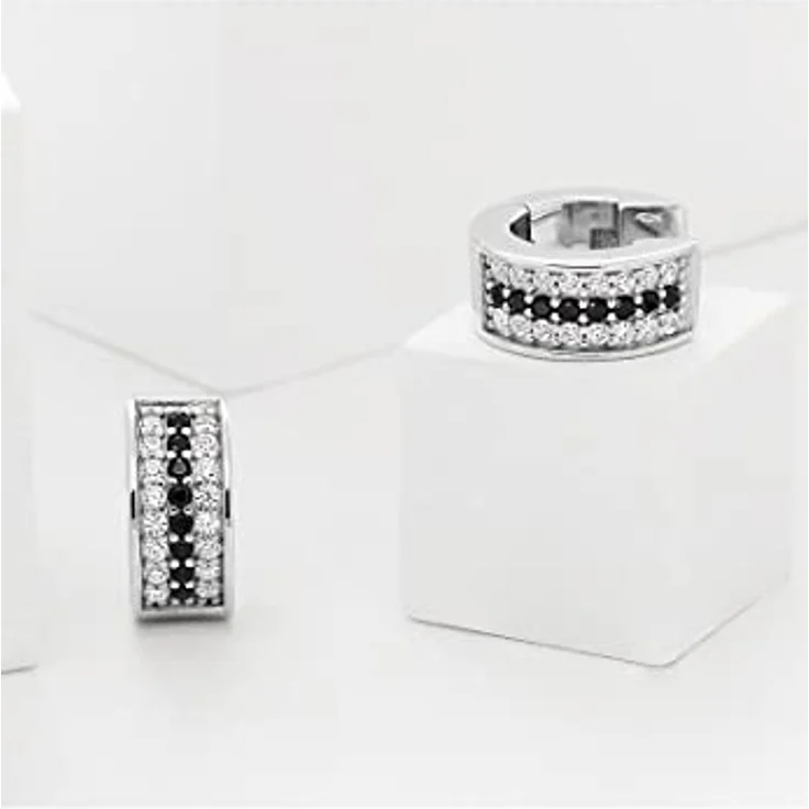 JETTE Damen-Creolen 925er Silber mit 32 Zirkonia, Durchmesser 12 mm, One Size – Bild 3