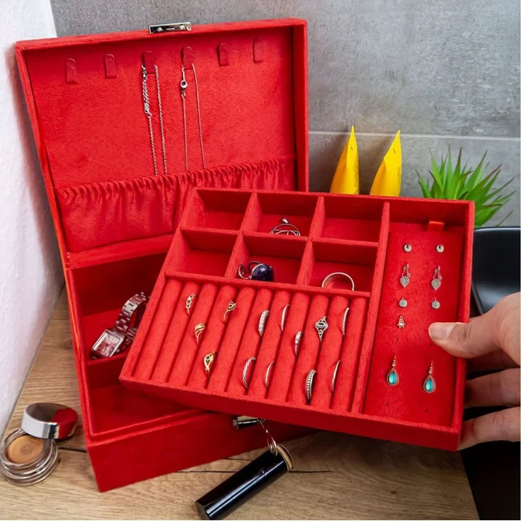 Intirilife Schmuckkasten (hochwertige Juwelenbox Schmuckschatulle Accessoirekästchen in Rot, 1 St), Zum Aufbewahren von Ringen Ketten Uhren Ohrringen und Armbändern – Bild 4