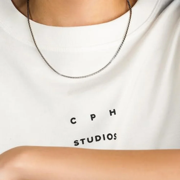 Copenhagen STUDIOS Mini Edgy Necklace, silber, Gliederkette aus poliertem Edelstahl, verstellbare Länge, wasserfest & hautfreundlich – Bild 2