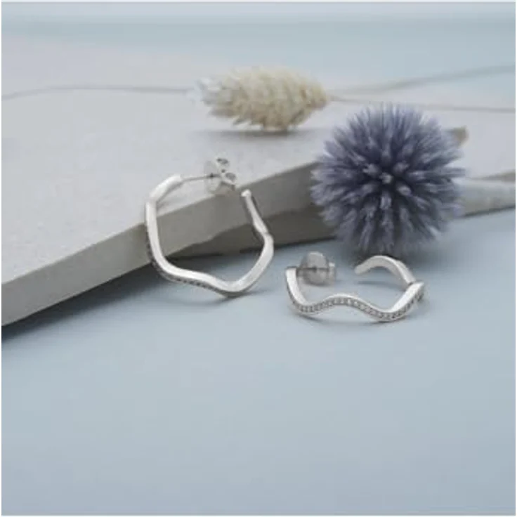 JETTE Damen-Creolen 925er Silber, recycelte Zirkonia, One Size – Bild 3