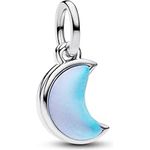 PANDORA Moments Mondsichel Doppelter Charm-Anhänger aus Sterling-Silber mit irisierendem Mondstein-Glas, kompatibel mit ME und Moments, 794272C01