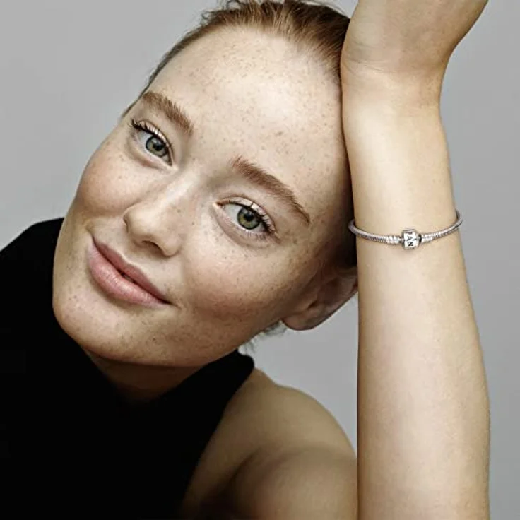PANDORA Moments Schlangen-Gliederarmband mit Zylinderverschluss aus Sterling-Silber, 17cm, kompatibel mit Charms und Anhängern aus der Moments Kollektion – Bild 3