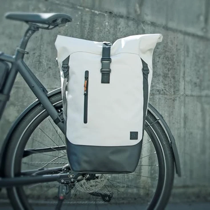 SKS Infinity Urban Sidebag, Gepäckträgertasche mit 20 l Volumen, Sand, Rolltop mit Reißverschluss und Magnetclip – Bild 3