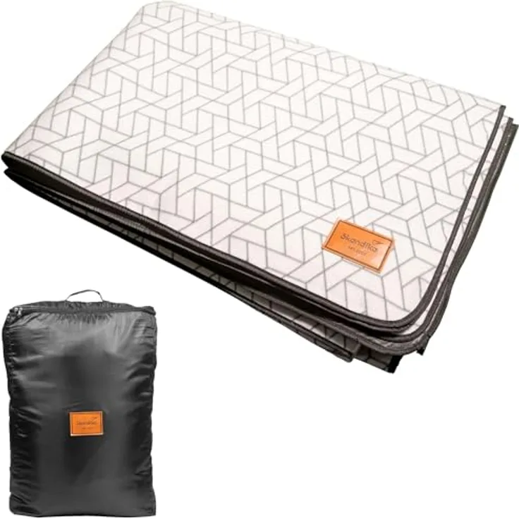 Skandika Zeltteppich 300 x 300 cm | Outdoor Teppich mit Softtouch-Fleece, wetterfest & wasserdicht, mit Aufbewahrungstasche | Camping Zubehör, Wohnwagen, geometrisches Muster, blau