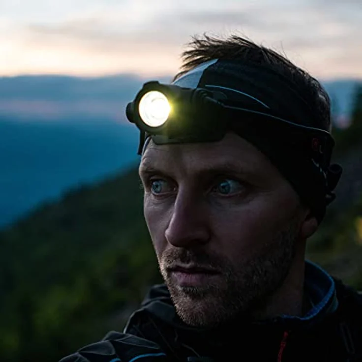 Ledlenser H7R Core, LED Stirnlampe mit Advanced Focus System, stufenlos dimmbar und schwenkbarem Lampenkopf, schwarz – Bild 6