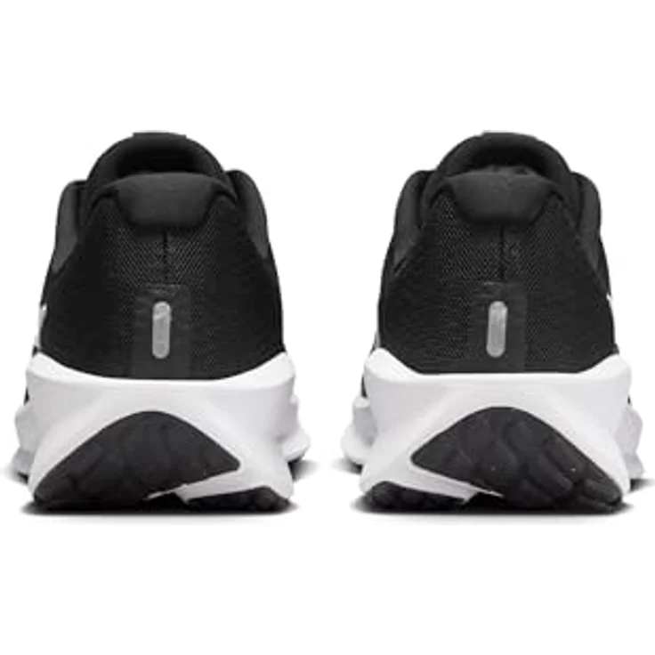 Nike Downshifter 13, Laufschuhe mit atmungsaktivem Sandwich-Mesh und nachhaltiger Dämpfung, schwarz – Bild 11