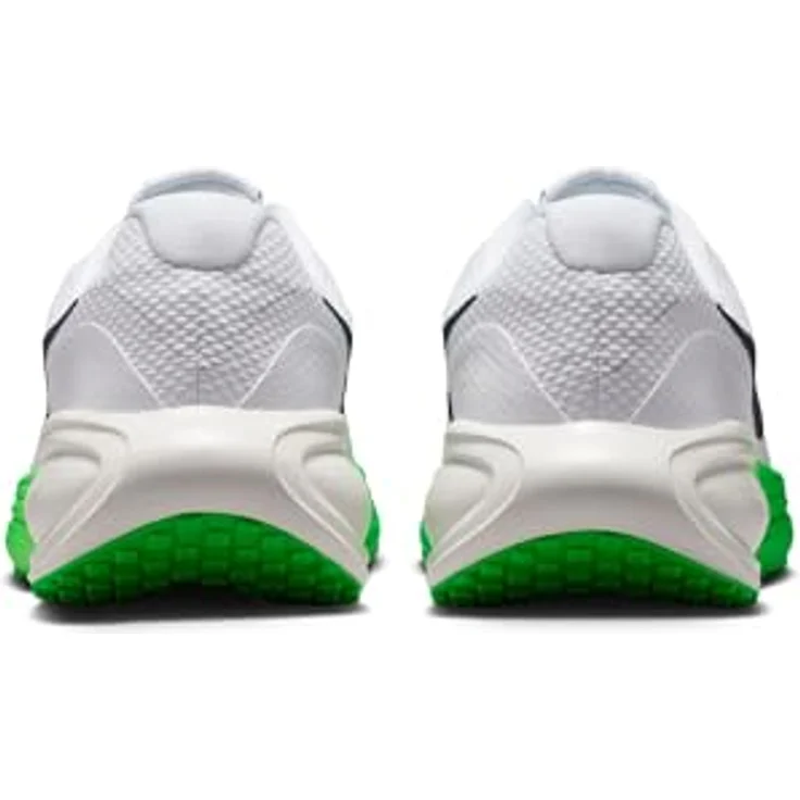 Nike Revolution 8, Laufschuhe mit atmungsaktivem Mesh-Obermaterial und weicher Schaumstoff-Mittelsohle, schwarz – Bild 4