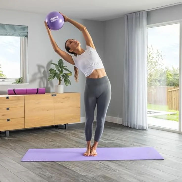 Core Balance Pilatesball - Anti-Burst Yogaball - rutschfestes PVC - Gymnastik, Fitness, Physiotherapie leicht – Einfach Aufzublasen - 200 Kg Maximalgewicht - 23 cm groß, 200 g - 4 – Bild 2
