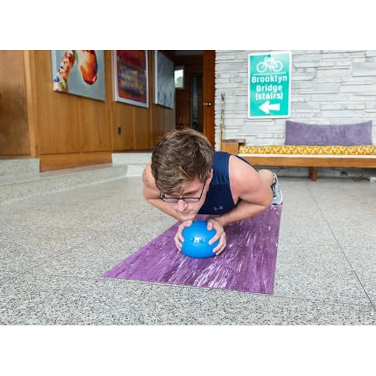 GYMNIC Heavy Med Compact Medizinball Ø 17 cm/3 kg, blau, rutschfeste Oberfläche, Wasserbefüllung, ideal für Kraft- und Koordinationsübungen – Bild 4