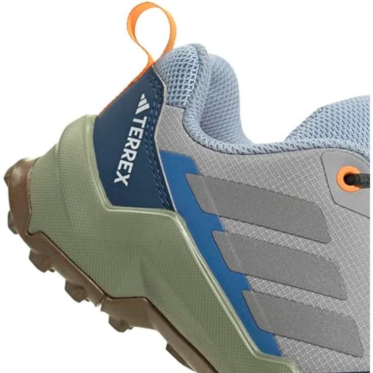 Adidas Terrex AX4R K, Wanderschuhe für Kinder mit dämpfender Zwischensohle und griffiger Traxion Außensohle, grau/rot/blau, Größe 35 – Bild 5