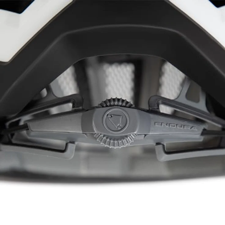 Endura Xtract Mips Fahrradhelm, leichter Kopfschutz mit großer Belüftung und einhand Mikro-Verstellsystem, schwarz – Bild 5