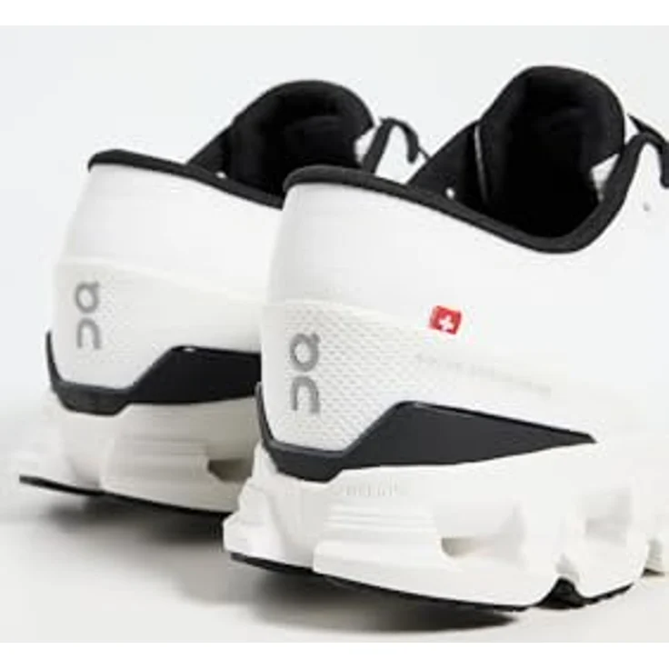 ON Cloud X 4 Damen Laufschuhe, leichte Allround-Laufschuhe mit CloudTec®-Dämpfung, weiss, EU 42 – Bild 4