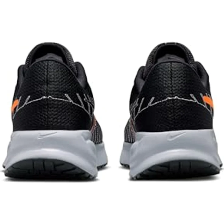 Nike Run Defy Herren Laufschuhe, atmungsaktiv mit flexibler Dämpfung und trittsicherer Gummisohle, schwarz – Bild 3