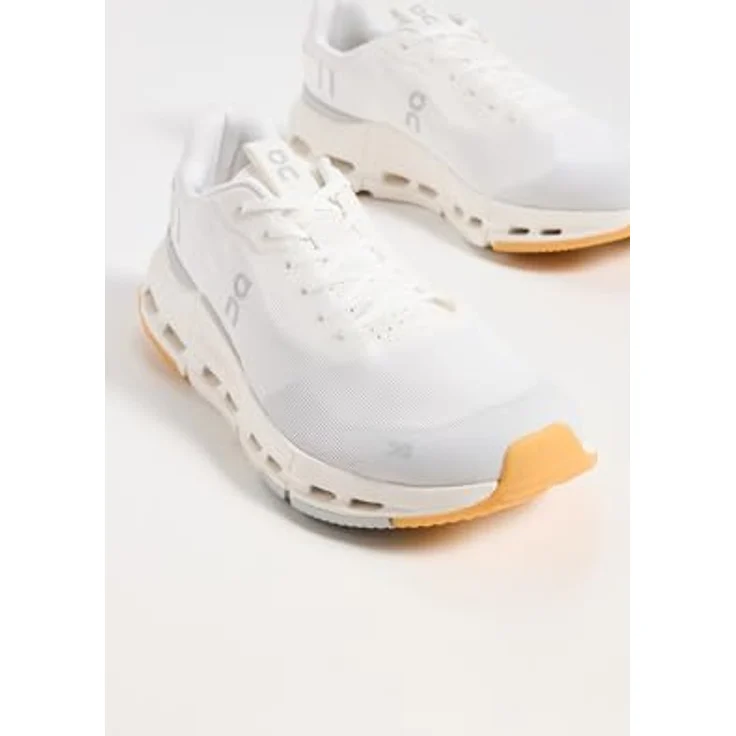 ON Cloudnova Form 2, Laufschuhe aus atmungsaktivem Mesh mit dämpfender Mittelsohle und stabilisierender Fersenkappe – Bild 4