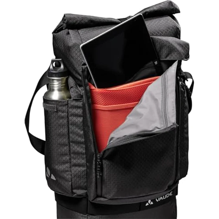 Vaude Velotasche, 27 l Gepäckträgertasche im Messenger Style mit Rolltop-Verschluss, Laptopfach für 15,6", wasserabweisend, Schwarz – Bild 9