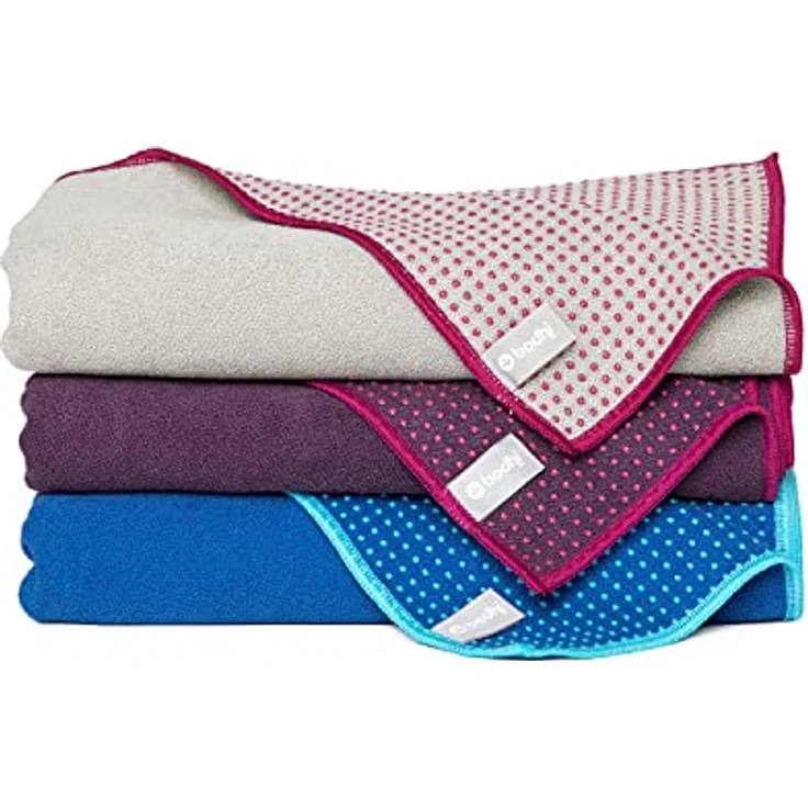 Bodhi GRIP2 Yoga Towel | Handtuch mit Anrtirutsch-Noppen (grau/aubergine) | Mikrofaser-Yogatuch | Rutschfestes Trainings-Handtuch | Ideal für Hot Yoga |Yogamattenauflage | rutschfest & Antibakteriell - Preisvergleich – Bild 5