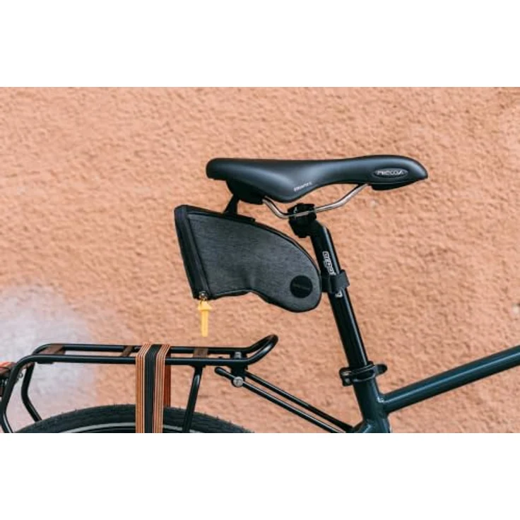 Selle Royal Satteltasche Medium, 1,2L schwarz mit ICS-Clipsystem, wasserabweisend, reiß- und kratzfester Bezug – Bild 4