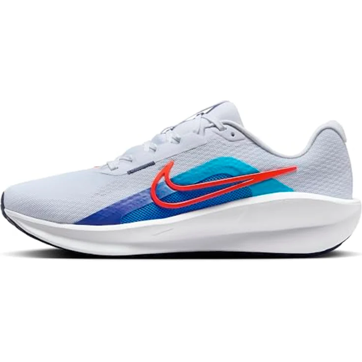 Nike Downshifter 13, Laufschuh für Herren mit atmungsaktivem Sandwich-Mesh, grau, Gr. 441/2 – Bild 1