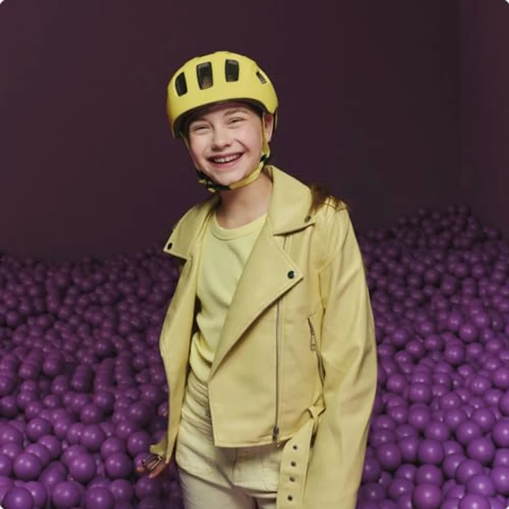 ABUS Youn-I 2.0 Fahrradhelm für Kinder und Jugendliche, mit Licht, mono gelb, Größe M – Bild 4