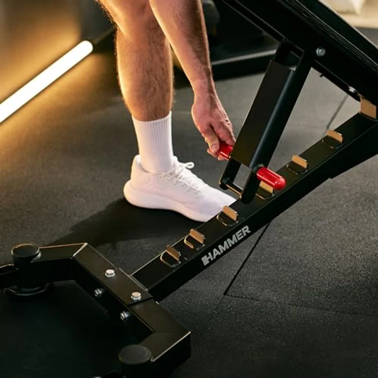 HAMMER Hantelbank Force 5.0, verstellbare Trainingsbank mit Decline-Funktion, klappbar, bis 250 kg Gewichtsbelastung, rissfeste Komfortpolster – Bild 3