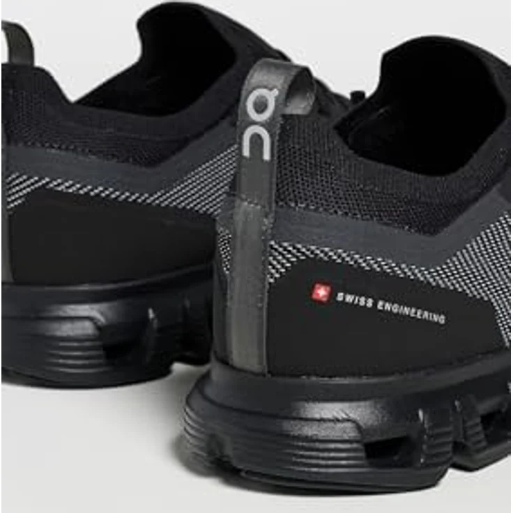 ON RUNNING CLOUD 6 VERSA, Laufschuhe mit Cloud Tec®-Technologie und Speedboard®, schwarz – Bild 3