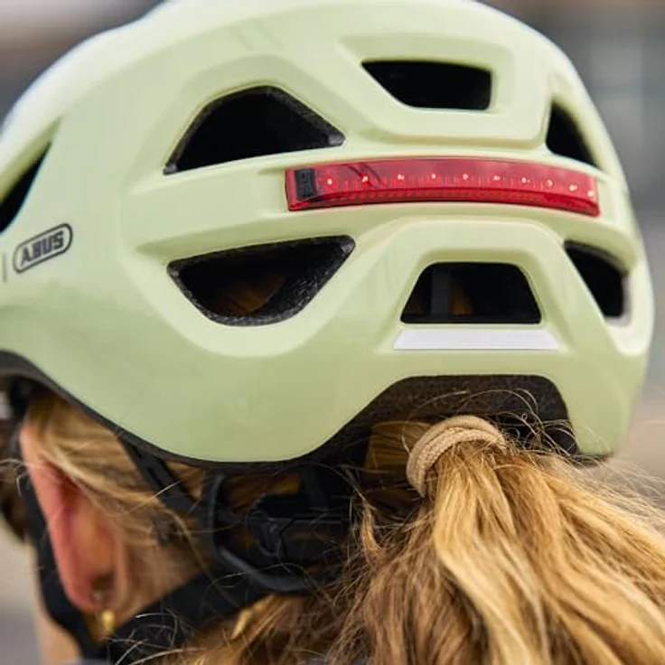 ABUS Stadthelm Urban-I 4.0, Fahrradhelm mit aufladbarem Rücklicht, 2 Leuchtmodi, Zopf-Öffnung, Gr. M, grün – Bild 9