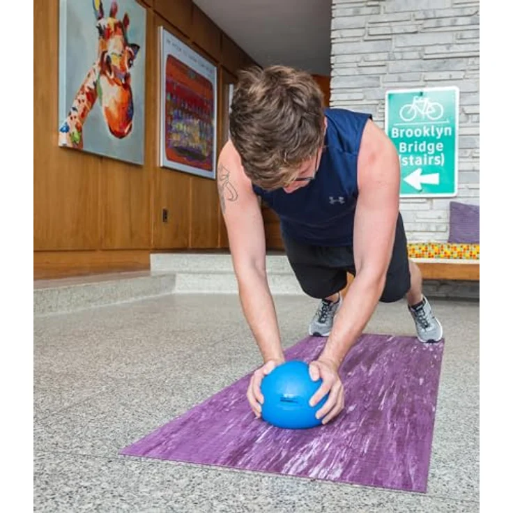 GYMNIC Heavy Med Compact Medizinball Ø 17 cm/3 kg, blau, rutschfeste Oberfläche, Wasserbefüllung, ideal für Kraft- und Koordinationsübungen – Bild 3