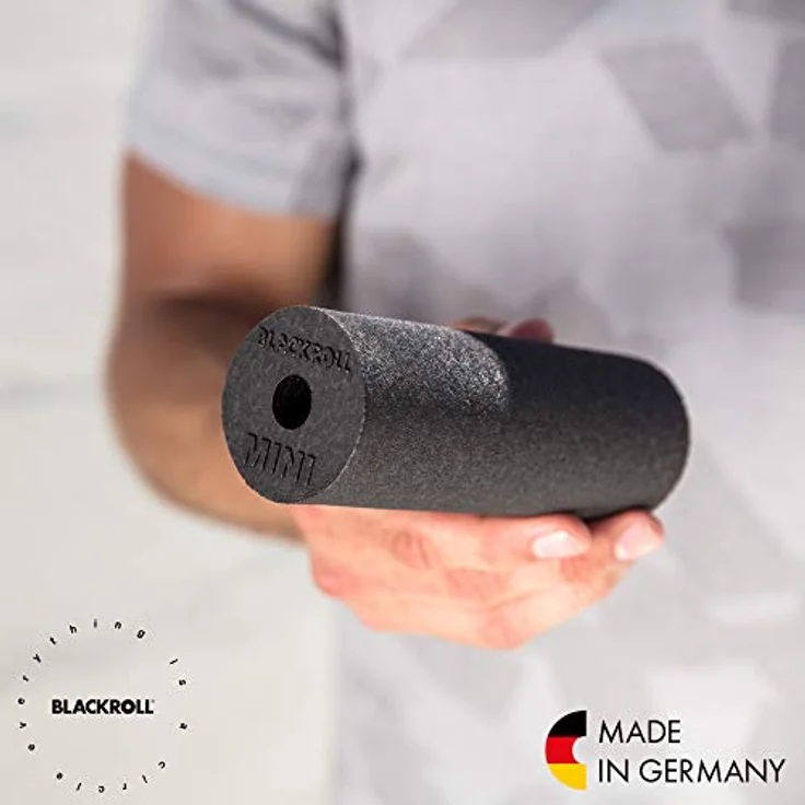 BLACKROLL® MINI Faszienrolle (15 x 5 cm), handliche Massagerolle für Selbstmassage, mittlere Härte, Made in Germany, Grün – Bild 5